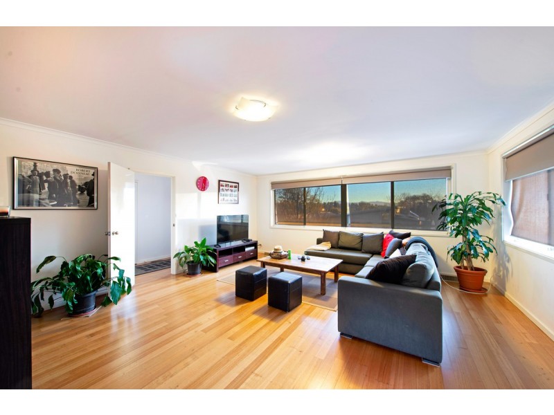 43 Hawkesbury Crescent, Farrer ACT 2607