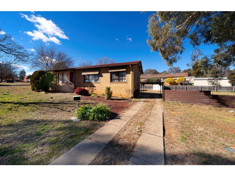 1 Tucana Street, Giralang ACT 2617