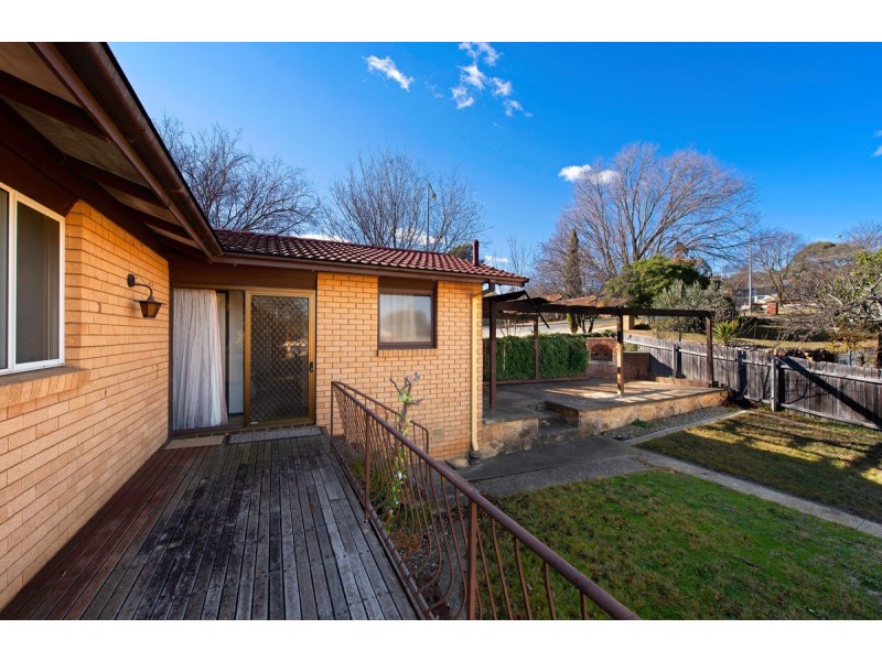 1 Tucana Street, Giralang ACT 2617