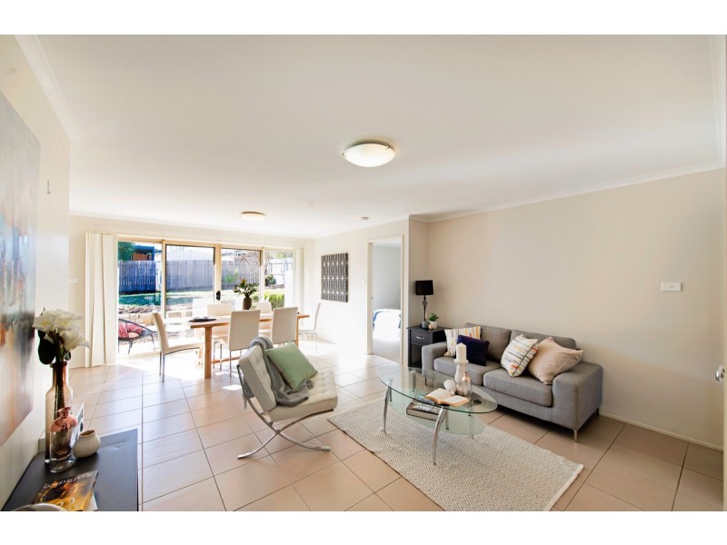 12 Hazelton Street, Macgregor ACT 2615