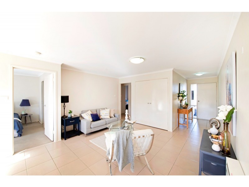 12 Hazelton Street, Macgregor ACT 2615