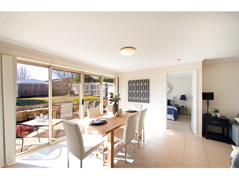 12 Hazelton Street, Macgregor ACT 2615