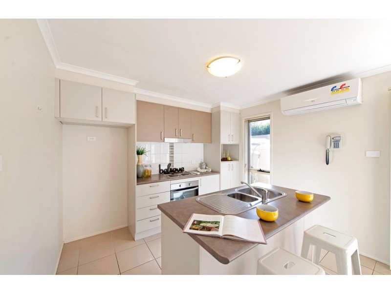 12 Hazelton Street, Macgregor ACT 2615
