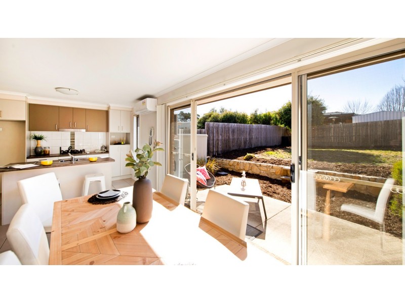 12 Hazelton Street, Macgregor ACT 2615