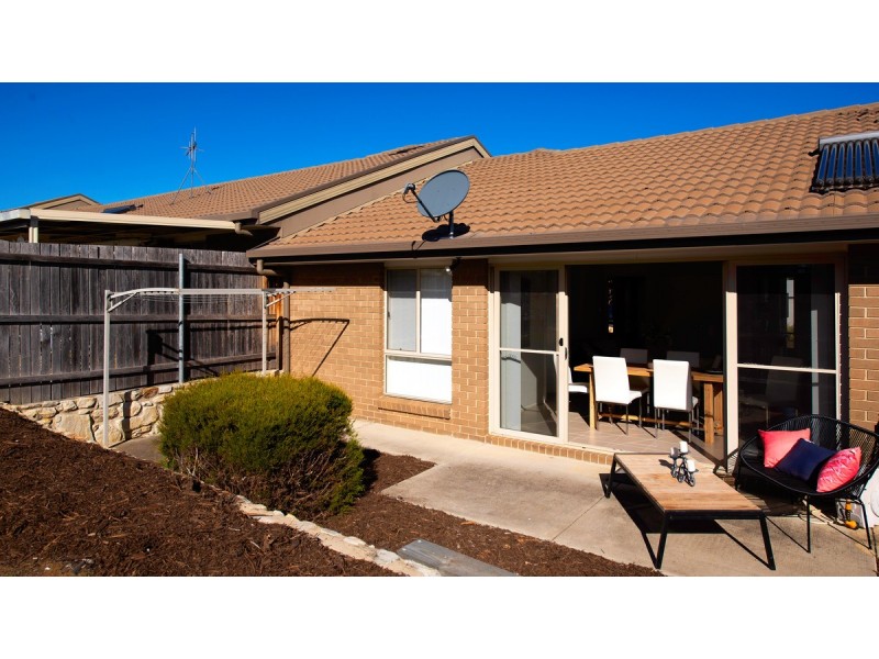 12 Hazelton Street, Macgregor ACT 2615