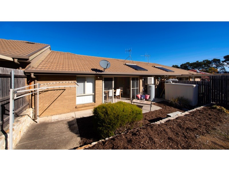 12 Hazelton Street, Macgregor ACT 2615