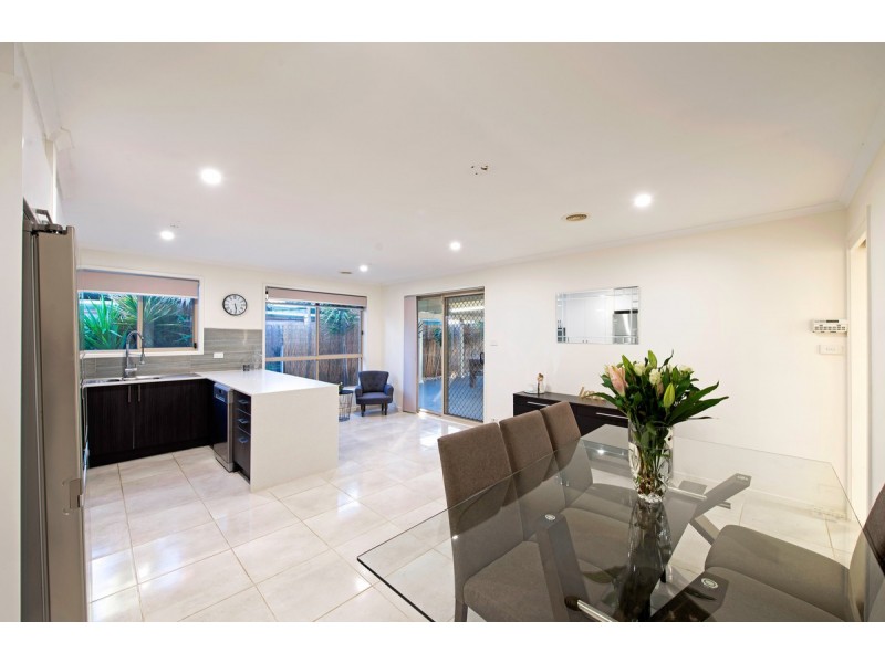 38 Jonsson Court, Dunlop ACT 2615