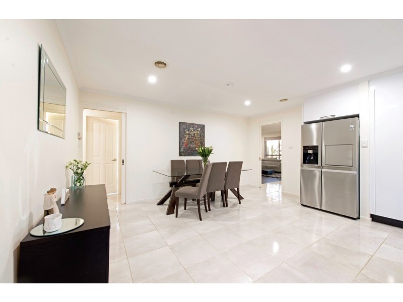 38 Jonsson Court, Dunlop ACT 2615