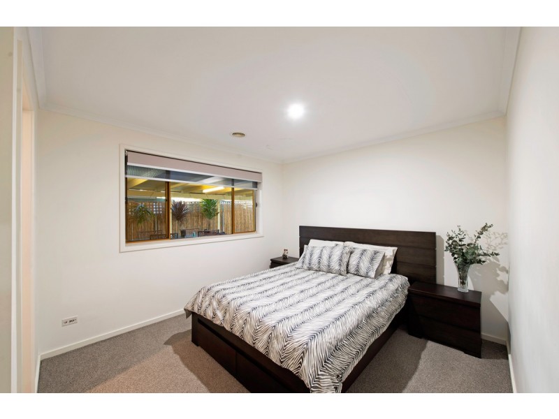 38 Jonsson Court, Dunlop ACT 2615