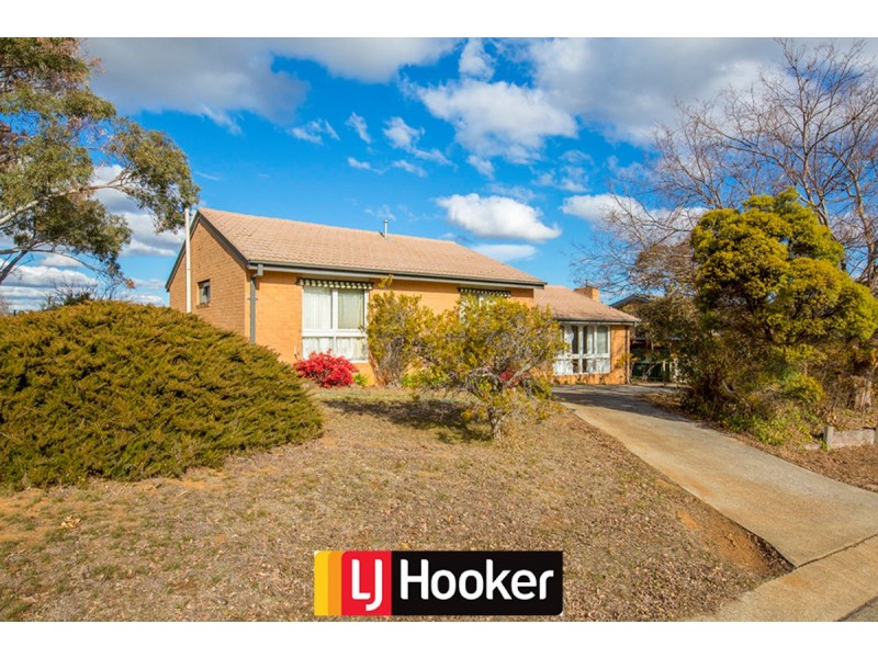 1 Balanu Place, Giralang ACT 2617