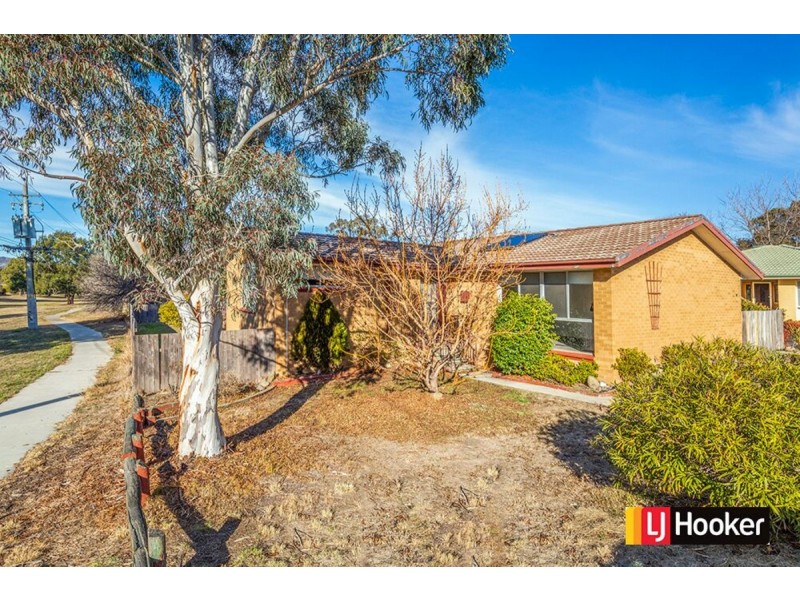 83 Chirnside Circuit, Kambah ACT 2902