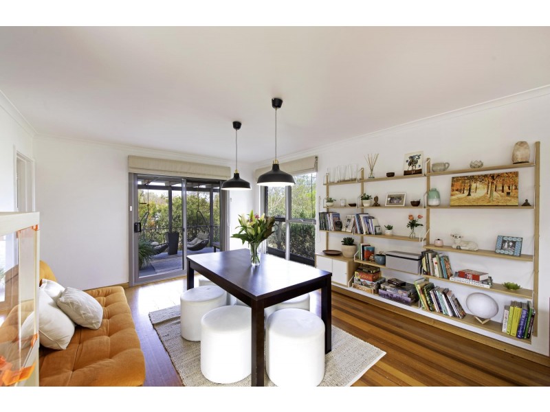 18 Mackenzie Street, Hackett ACT 2602