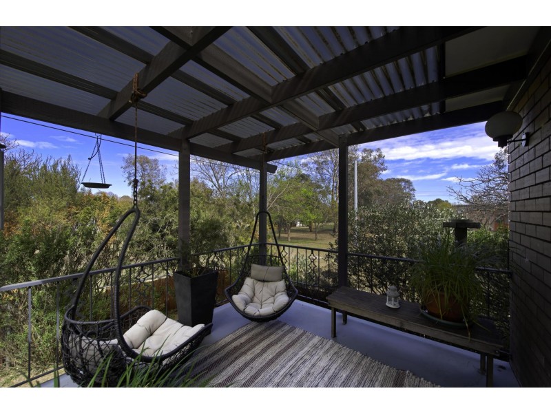 18 Mackenzie Street, Hackett ACT 2602