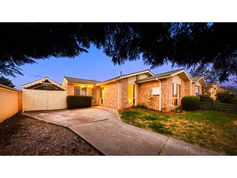 8 Iterra Grove, Ngunnawal ACT 2913