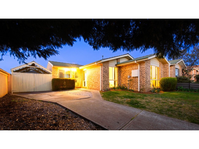 8 Iterra Grove, Ngunnawal ACT 2913