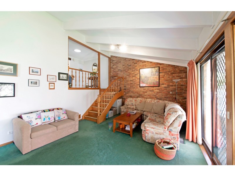 4 North Place, Charnwood ACT 2615