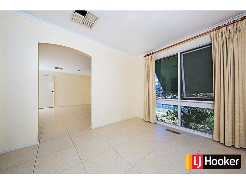 32 Clarey Crescent, Spence ACT 2615