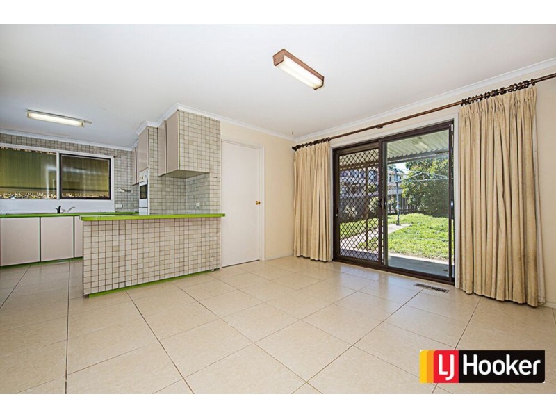 32 Clarey Crescent, Spence ACT 2615