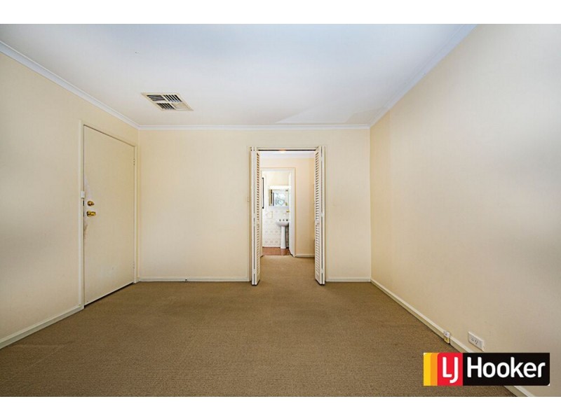32 Clarey Crescent, Spence ACT 2615