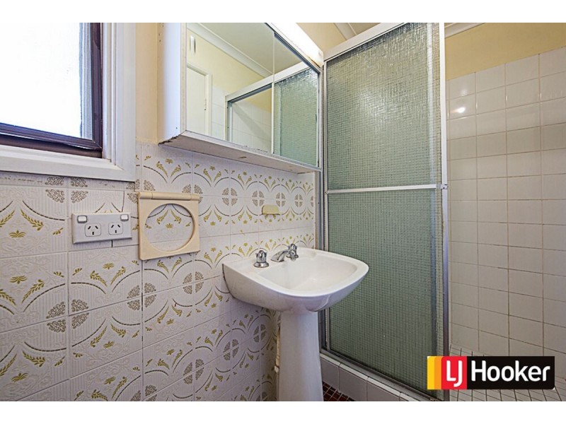 32 Clarey Crescent, Spence ACT 2615