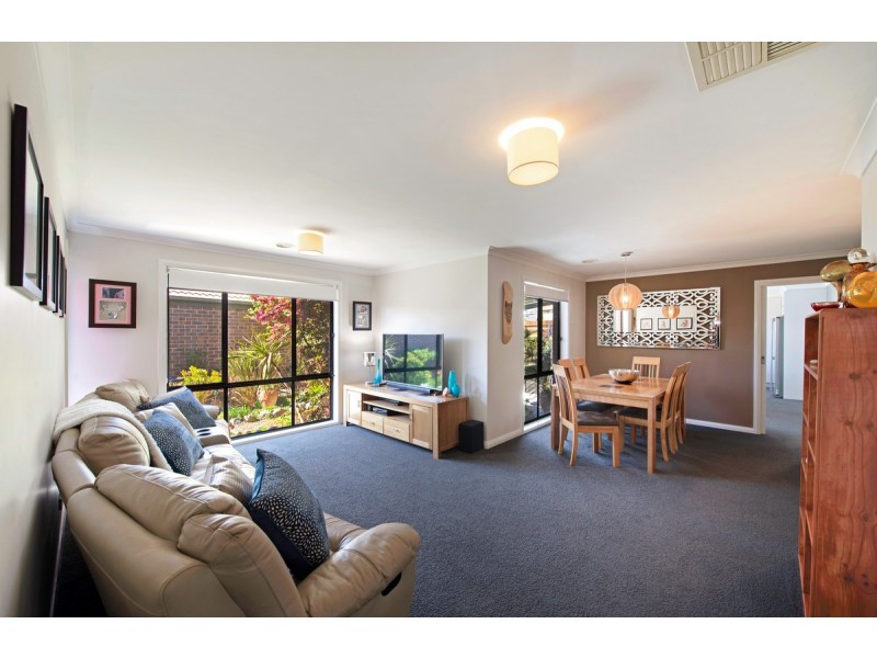 5 John James Loop, Macgregor ACT 2615