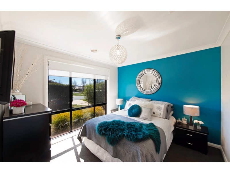 5 John James Loop, Macgregor ACT 2615