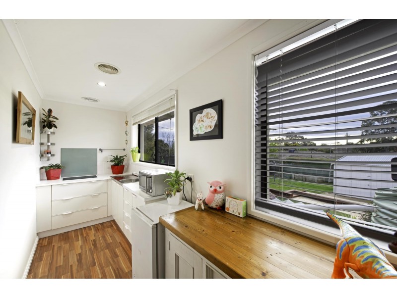 4 Crawford Crescent, Flynn ACT 2615
