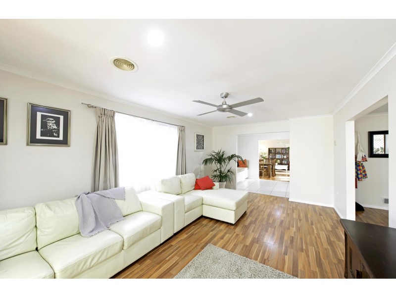 4 Crawford Crescent, Flynn ACT 2615