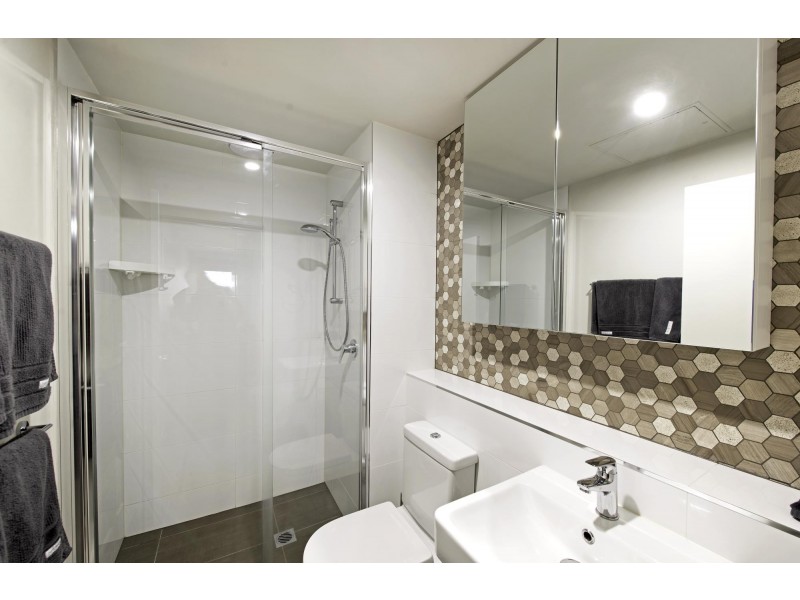 64/325 Anketell Street, Greenway ACT 2900