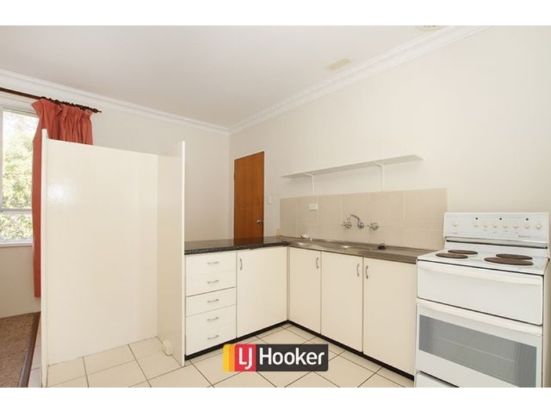 12B Belconnen Way, Page ACT 2614