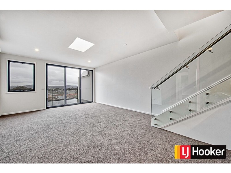 130/2 Hinder Street, Gungahlin ACT 2912
