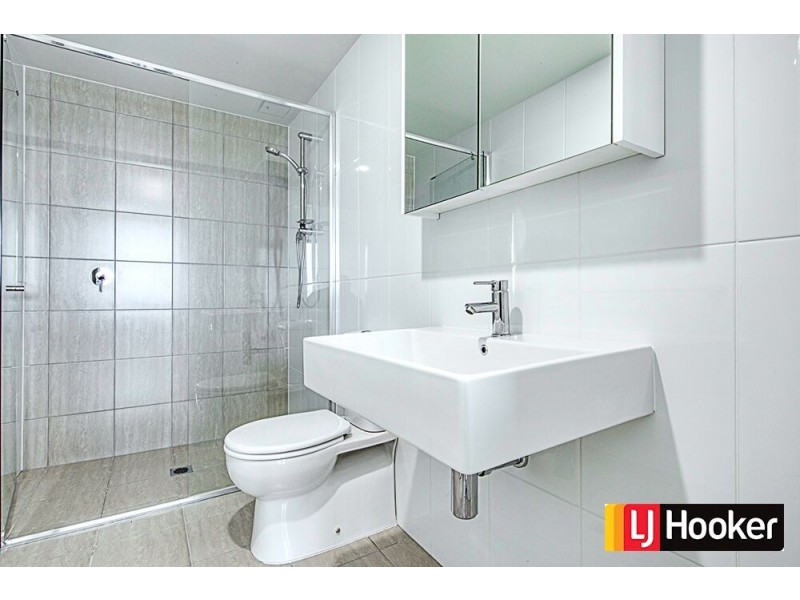 130/2 Hinder Street, Gungahlin ACT 2912