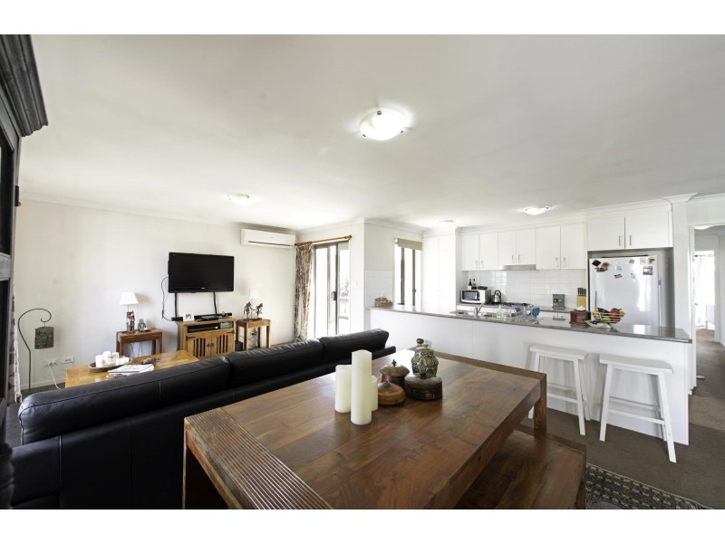 6 Isbister Street, Macgregor ACT 2615