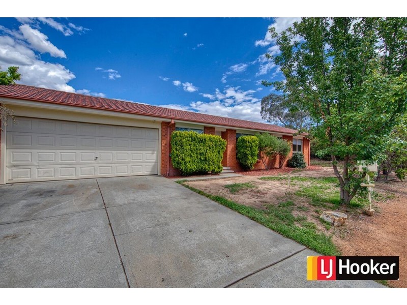 2 Lorne Place, Palmerston ACT 2913