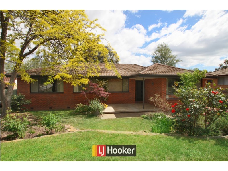 4 Martens Crescent, Weston ACT 2611