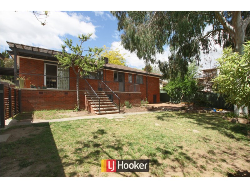 4 Martens Crescent, Weston ACT 2611