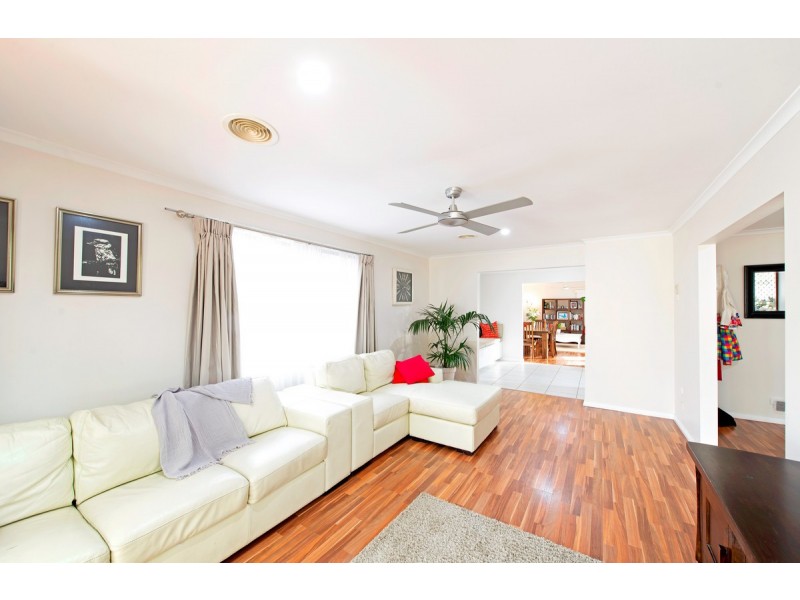 4 Crawford Crescent, Flynn ACT 2615