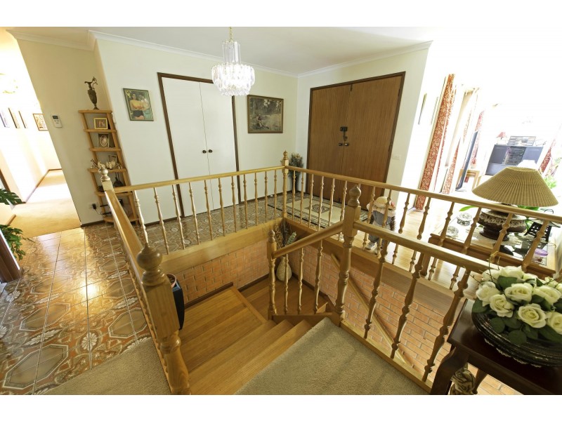 5 Sculptor Street, Giralang ACT 2617