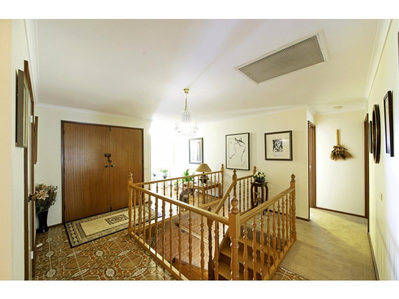 5 Sculptor Street, Giralang ACT 2617