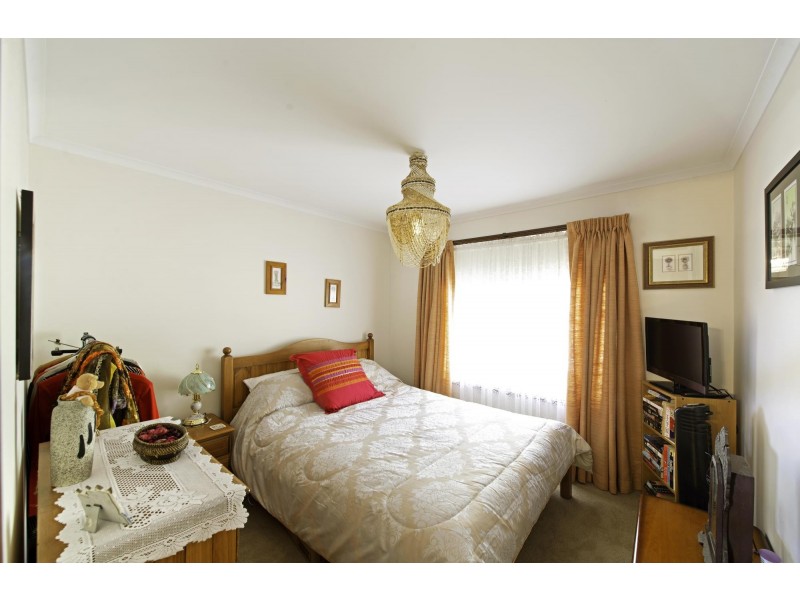 5 Sculptor Street, Giralang ACT 2617