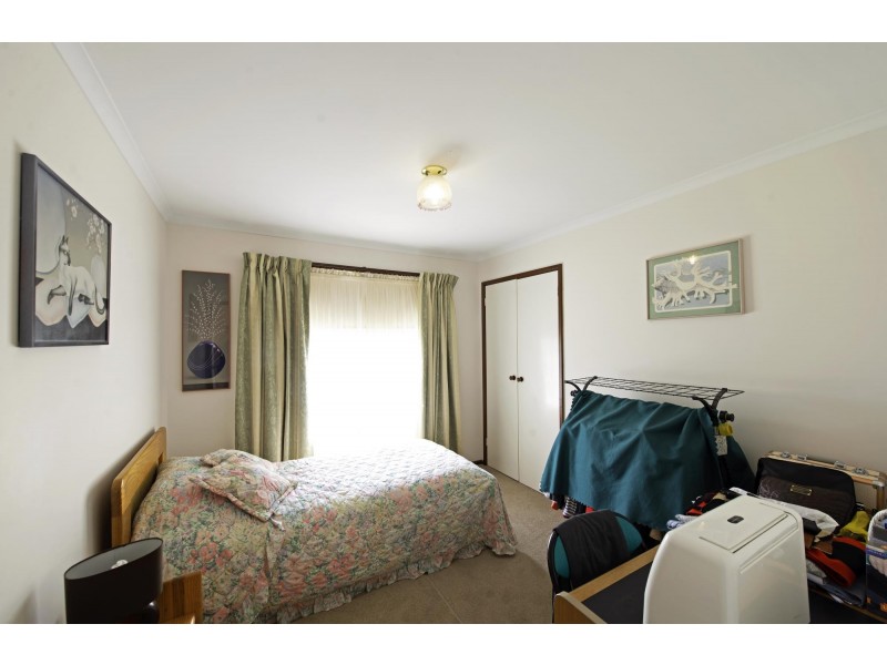 5 Sculptor Street, Giralang ACT 2617