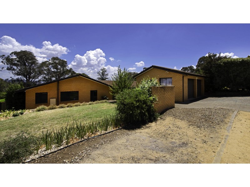 6 North Place, Charnwood ACT 2615