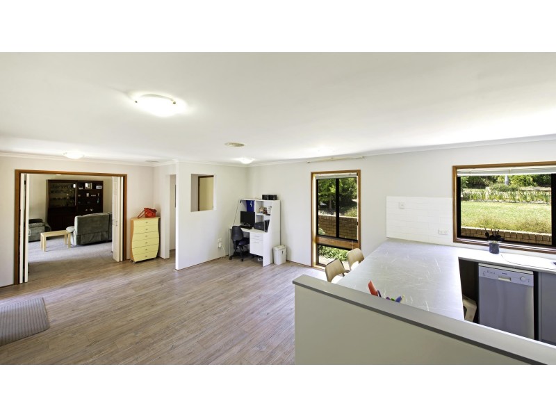 6 North Place, Charnwood ACT 2615