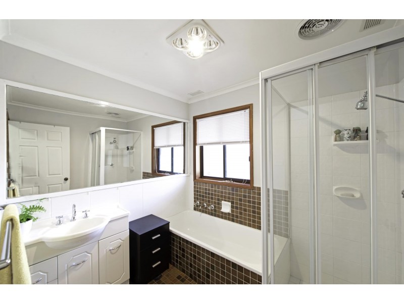 6 North Place, Charnwood ACT 2615