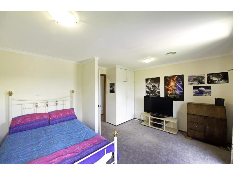 6 North Place, Charnwood ACT 2615