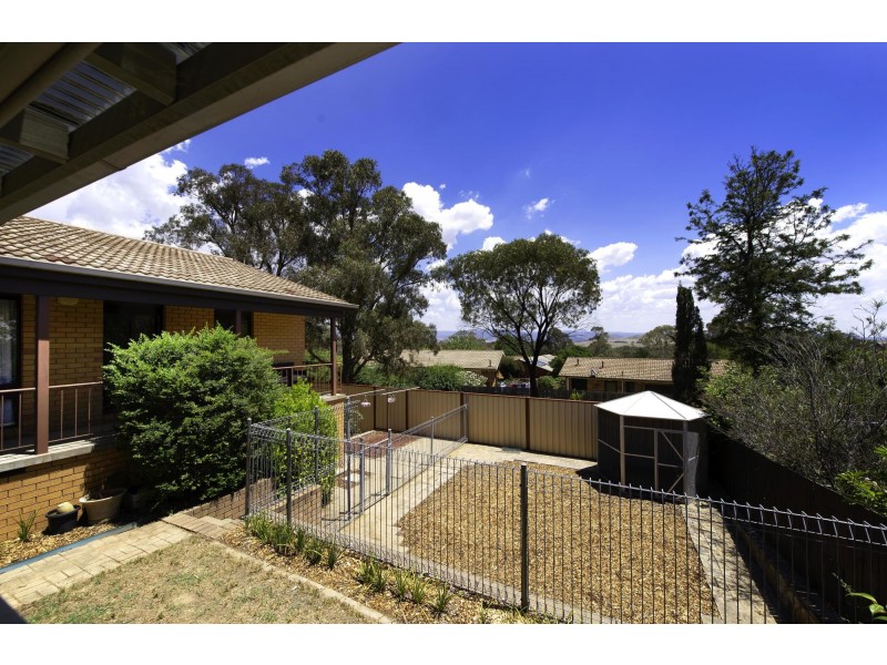 6 North Place, Charnwood ACT 2615