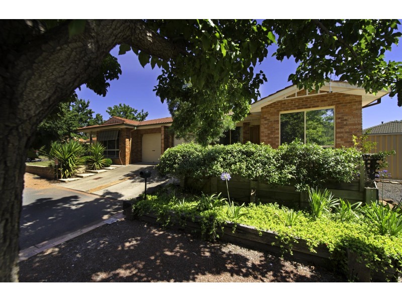 11 Lingiari Court, Ngunnawal ACT 2913