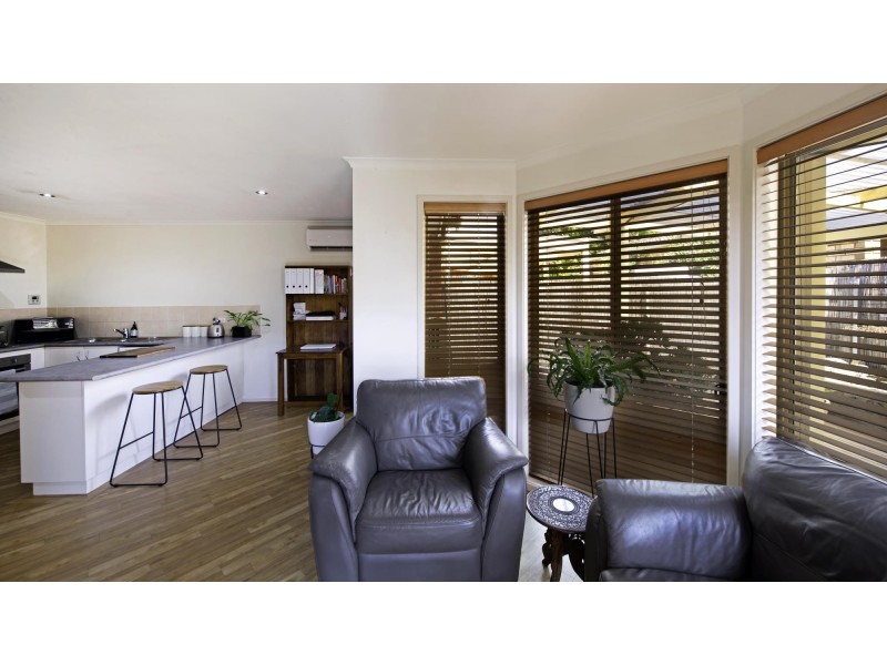 11 Lingiari Court, Ngunnawal ACT 2913