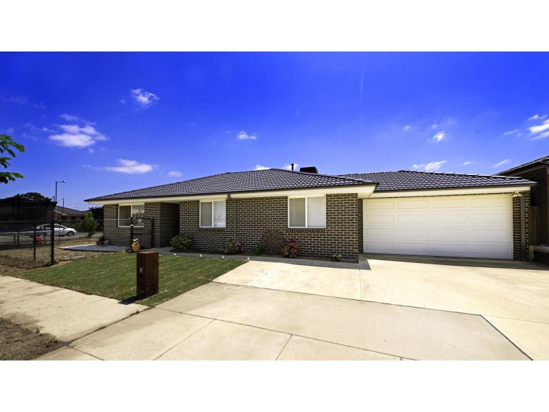 1 Clancy McKenna Crescent, Bonner ACT 2914