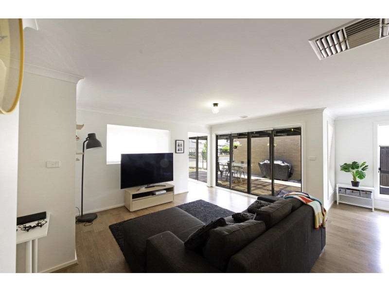 1 Clancy McKenna Crescent, Bonner ACT 2914